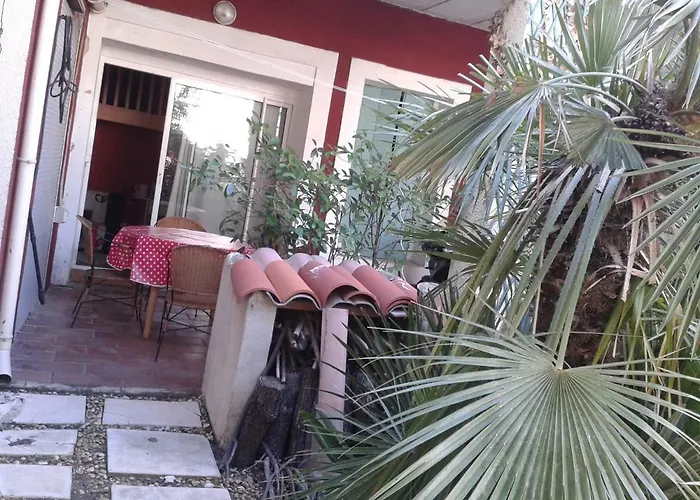 بيت ضيافة Cemaste مونبيلييه