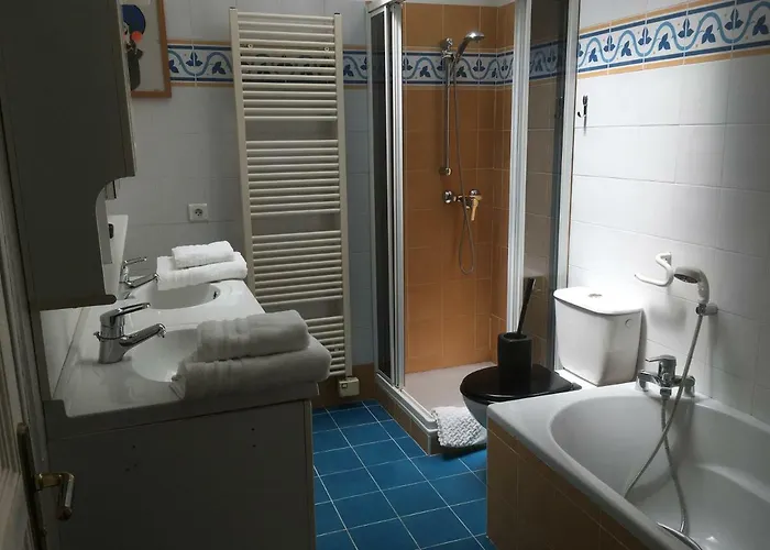 بيت ضيافة Cemaste مونبيلييه