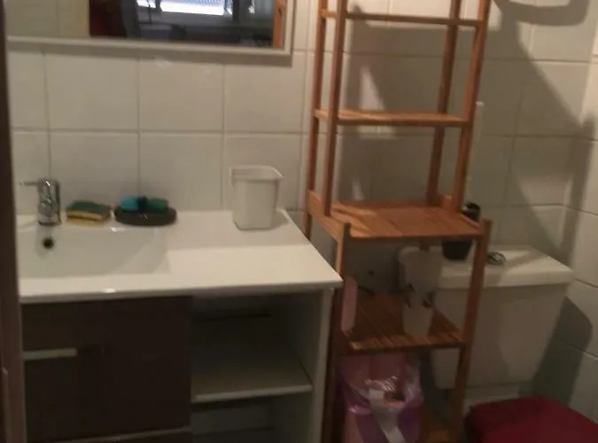 Cemaste بيت ضيافة مونبيلييه