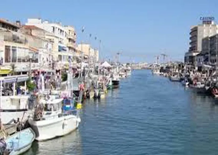 Cemaste بيت ضيافة *